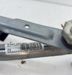 Moteur essuie glace avant PEUGEOT 2008 1 Photo n°4