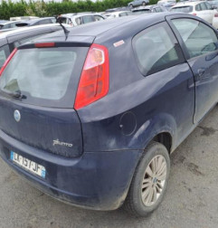 Malle/Hayon arriere FIAT GRANDE PUNTO Photo n°6