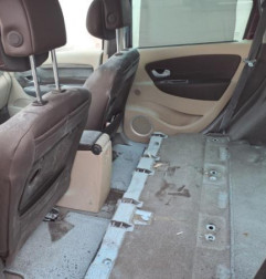 Porte arriere gauche RENAULT GRAND SCENIC 3 Photo n°9