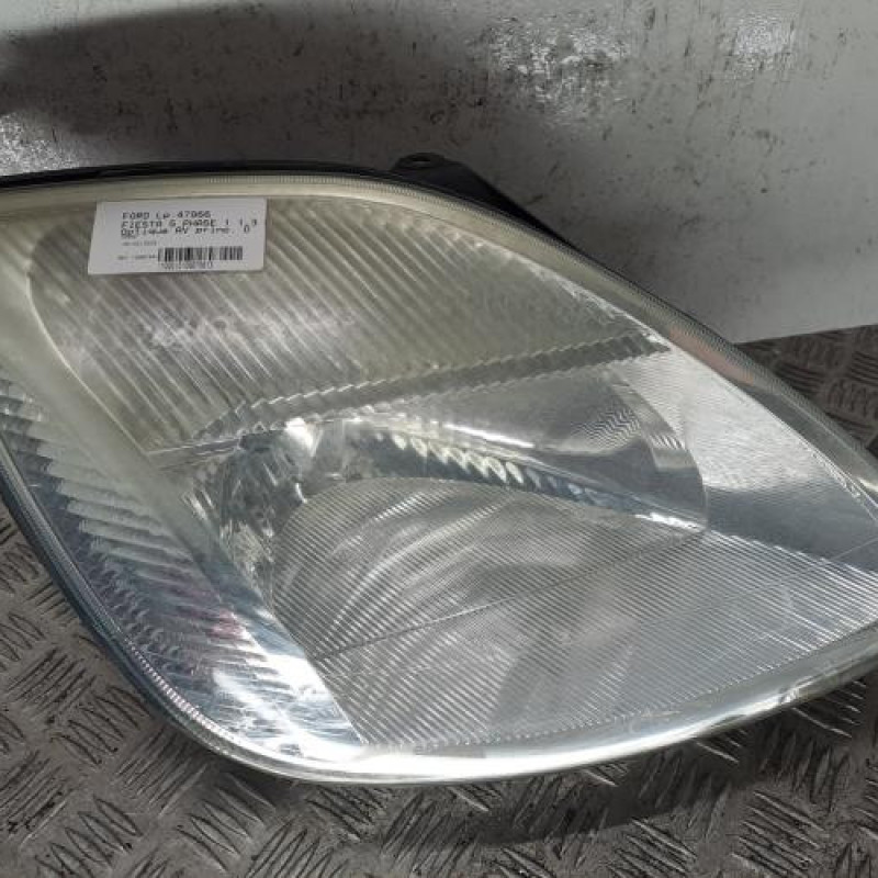 Optique avant principal droit (feux)(phare) FORD FIESTA 5