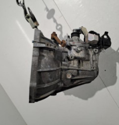 Boite de vitesses TOYOTA YARIS 2 Photo n°1