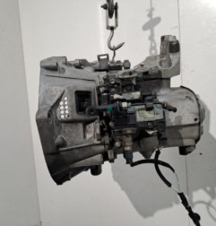 Boite de vitesses PEUGEOT 308 2 Photo n°1