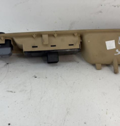 Interrupteur de leve vitre avant gauche VOLKSWAGEN GOLF PLUS Photo n°1