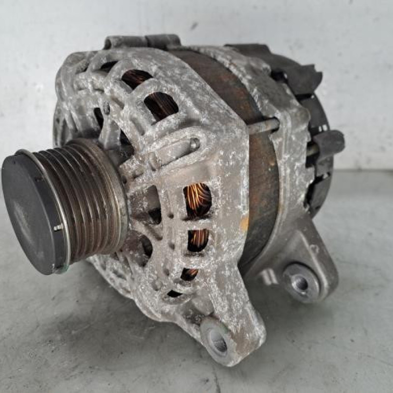 Alternateur PEUGEOT 208 1