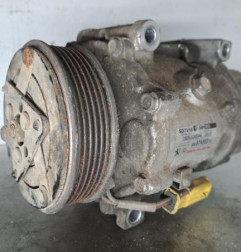 Compresseur clim CITROEN JUMPY 2 Photo n°1