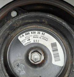 Compresseur clim MERCEDES CLASSE A 176 Photo n°4