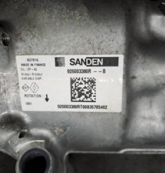 Compresseur clim DACIA JOGGER Photo n°3