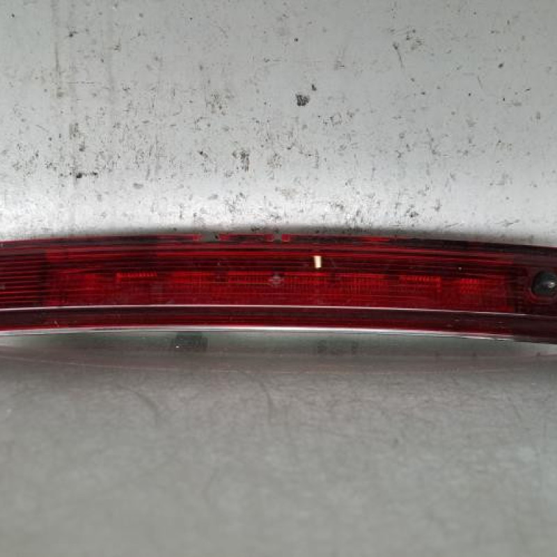 Feu arriere stop central RENAULT CAPTUR 1