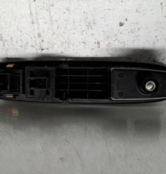 Interrupteur de leve vitre avant gauche FIAT PUNTO EVO 3