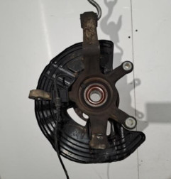 Fusee avant gauche MERCEDES CLASSE A 176