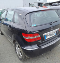 Porte avant droit MERCEDES CLASSE B 245 Photo n°7