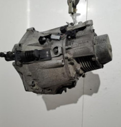 Boite de vitesses PEUGEOT 2008 1 Photo n°1