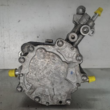 Pompe à vide VOLKSWAGEN GOLF 5 Photo n°1