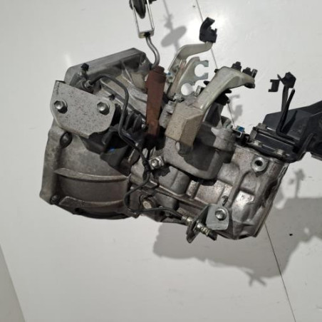 Boite de vitesses TOYOTA YARIS 2 Photo n°1