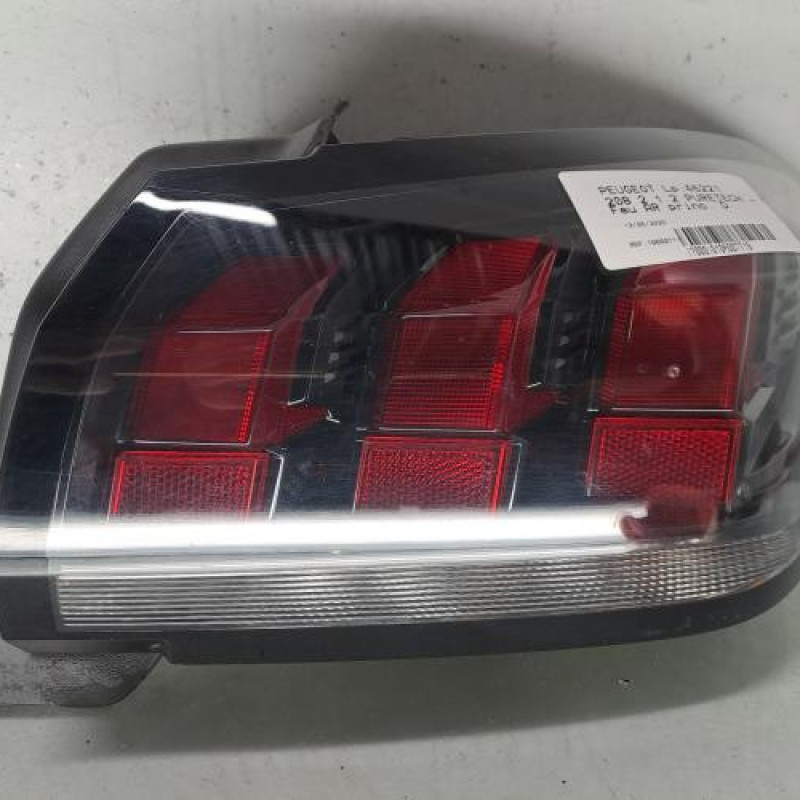 Feu arriere principal droit (feux) PEUGEOT 208 2