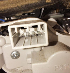 Feu arriere secondaire gauche (feux) ALFA ROMEO GIULIETTA 2 Photo n°3