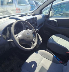 Porte avant droit CITROEN BERLINGO 2 Photo n°9