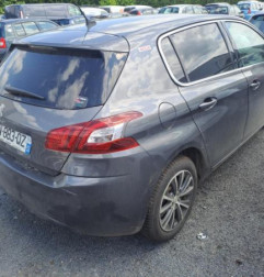 Malle/Hayon arriere PEUGEOT 308 2 Photo n°6