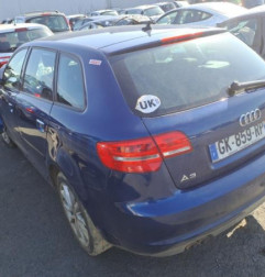 Porte avant droit AUDI A3 2 Photo n°7