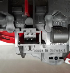 Feu arriere secondaire gauche (feux) AUDI A4 3 Photo n°3