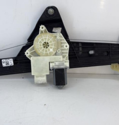 Leve vitre electrique avant droit RENAULT CLIO 5 Photo n°1