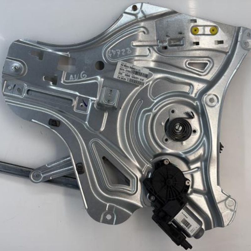 Leve vitre electrique avant gauche HYUNDAI IX 35