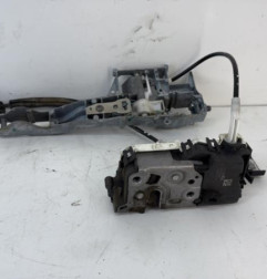 Serrure avant droit CITROEN BERLINGO 2