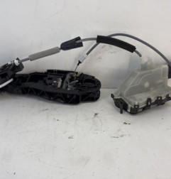 Serrure avant droit PEUGEOT 208 2