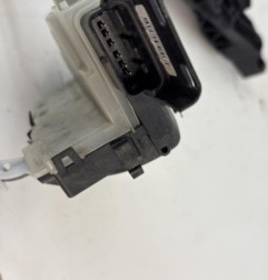 Serrure avant droit PEUGEOT 208 2 Photo n°3