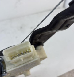 Leve vitre electrique avant droit PEUGEOT 308 2 Photo n°3