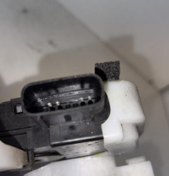 Serrure arriere gauche HYUNDAI IX 35 Photo n°4