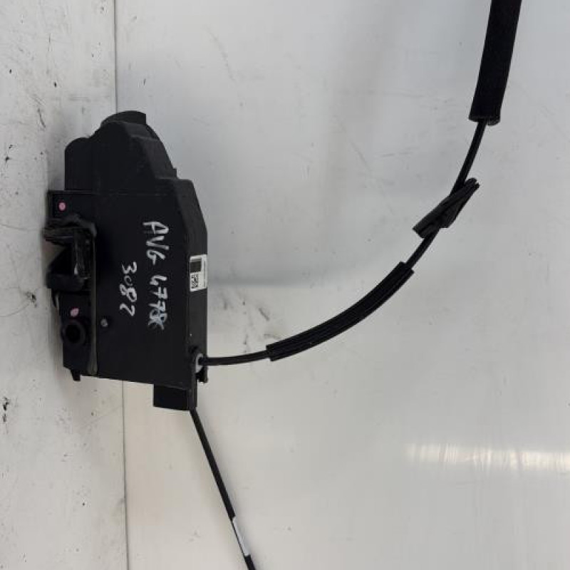 Serrure avant gauche PEUGEOT 308 2