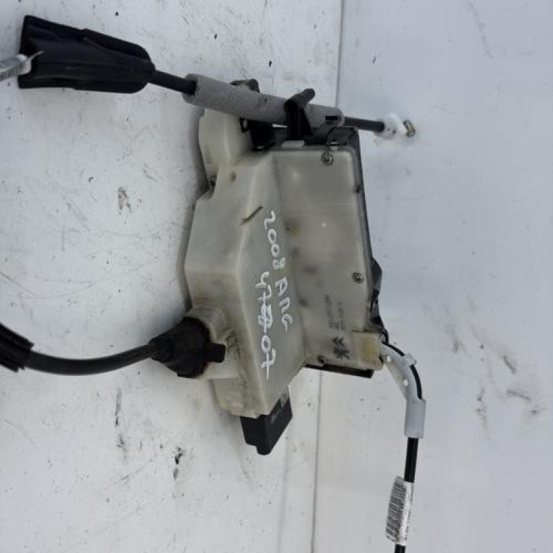 Serrure arriere gauche PEUGEOT 2008 1