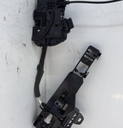 Serrure avant droit RENAULT CLIO 5