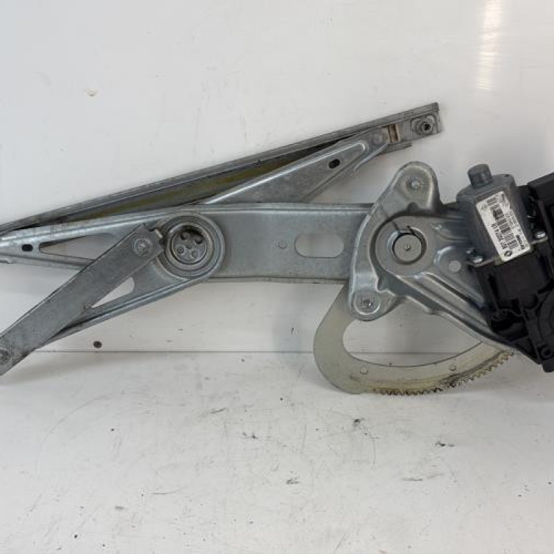 Leve vitre electrique avant droit RENAULT SCENIC 3