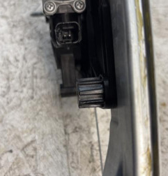 Leve vitre electrique arriere droit DACIA JOGGER Photo n°4