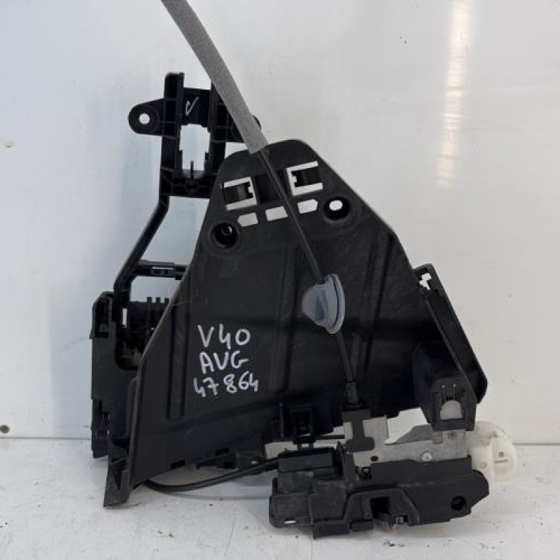 Serrure avant gauche VOLVO V 40 CROSS COUNTRY