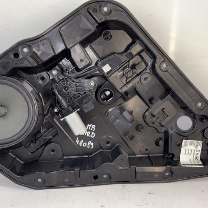 Leve vitre electrique arriere droit MERCEDES CLASSE A 176