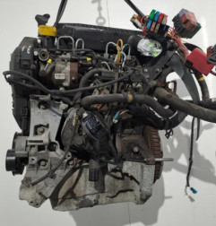 Moteur RENAULT CLIO 2 CAMPUS Photo n°1