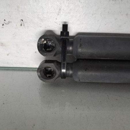 Verin de coffre RENAULT MEGANE 4