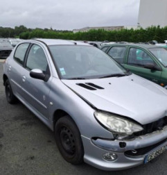 Moteur PEUGEOT 206 Photo n°5