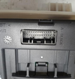 Lecteur de carte (neiman) RENAULT CAPTUR 1 Photo n°3