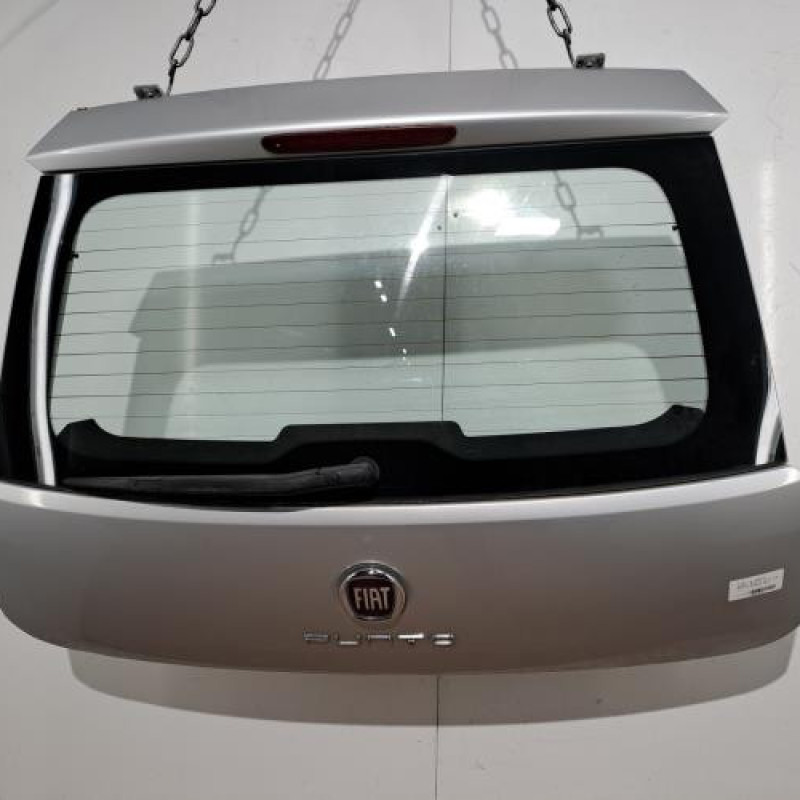 Malle/Hayon arriere FIAT PUNTO EVO 3