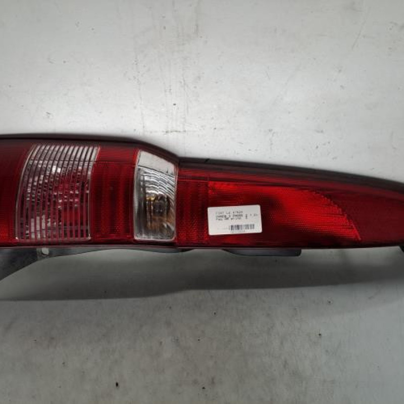 Feu arriere principal gauche (feux) FIAT PANDA 2
