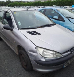 Amortisseur avant gauche PEUGEOT 206 Photo n°4