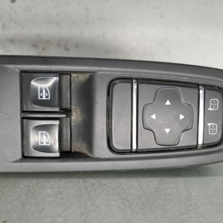 Interrupteur de leve vitre avant gauche RENAULT CLIO 4
