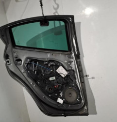 Porte arriere gauche ALFA ROMEO GIULIETTA 2 Photo n°4