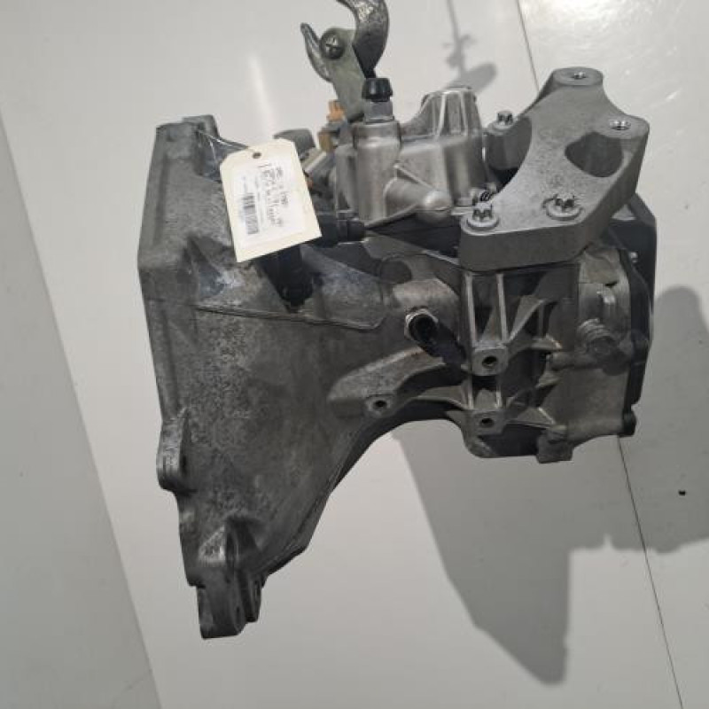 Boite de vitesses OPEL CORSA E
