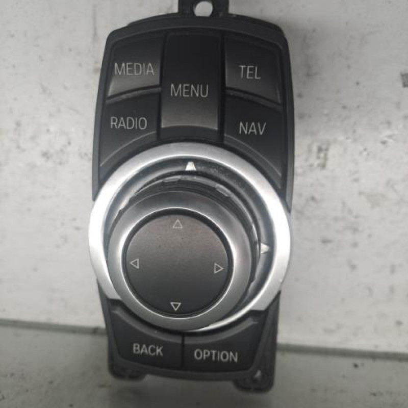 Commande autoradio BMW SERIE 1 F20