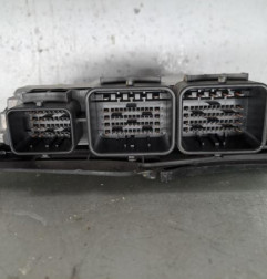 Calculateur moteur PEUGEOT 207